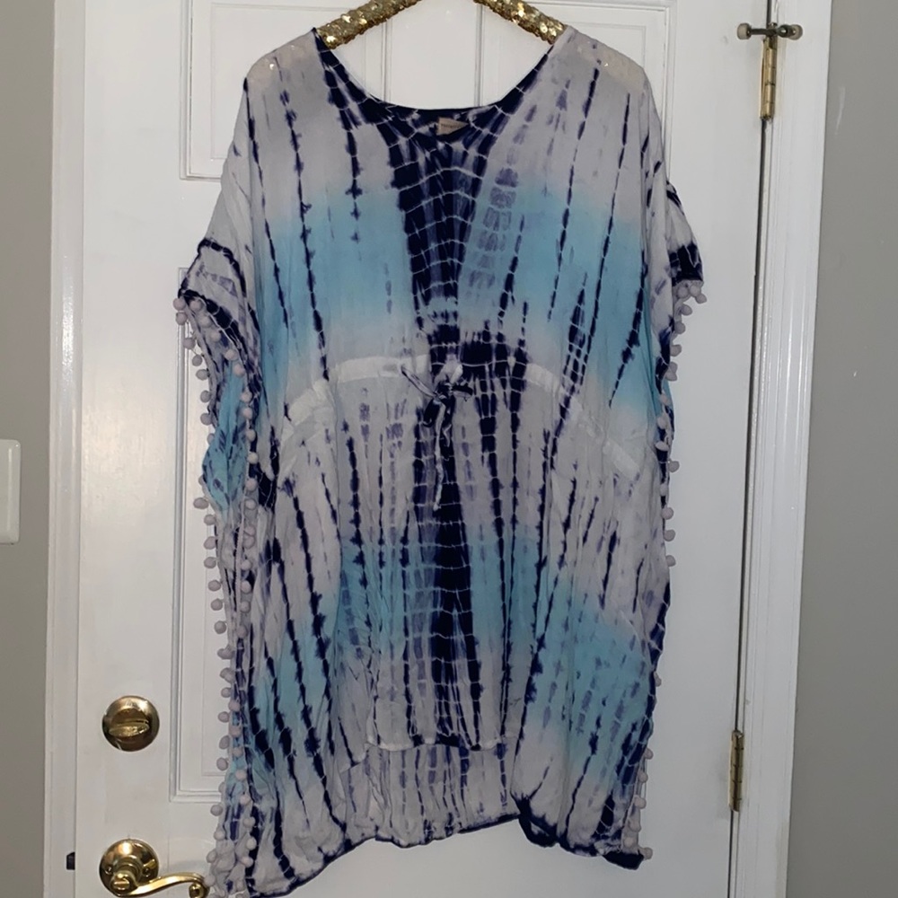 Beaches & Boho Tie Dye Pom Pom Coverup NWOT L/XL